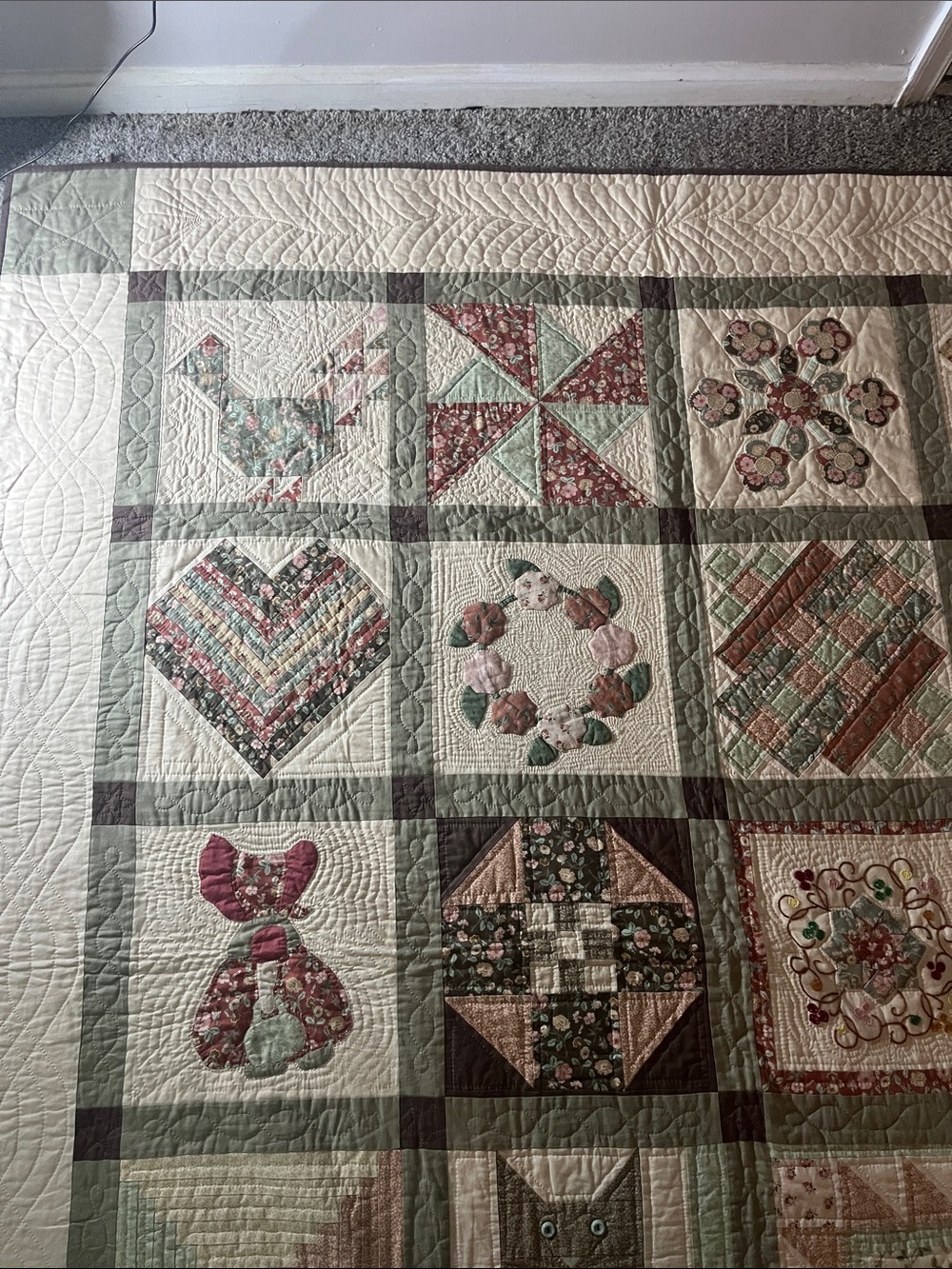 Quilt Handmade - Picture 2 of 16